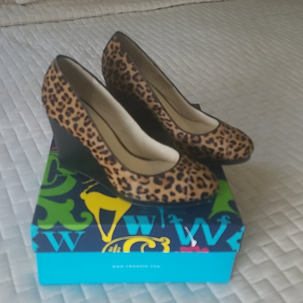 3 in heel wedge pumps
